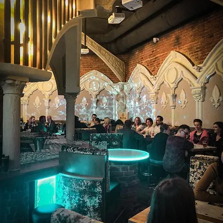 Burg - 24h Self-check-in 모텔 Spielberg Bei Knittelfeld