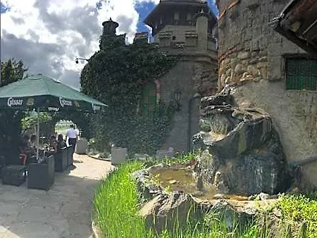 Burg - 24h Self-check-in Motel 2*