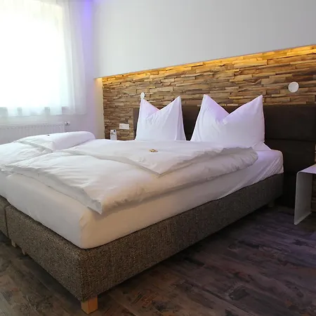 Motel Burg - 24h Self-check-in 2*