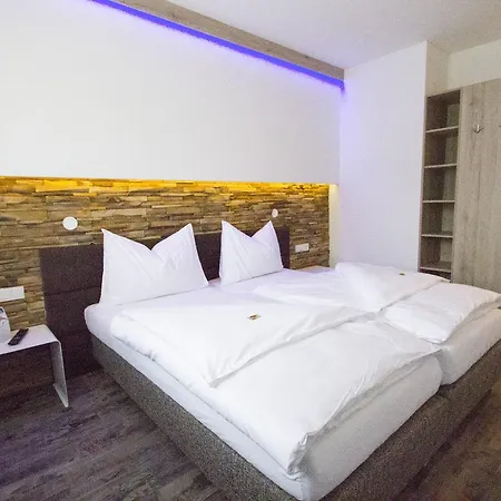 Burg - 24h Self-check-in 2* Spielberg Bei Knittelfeld