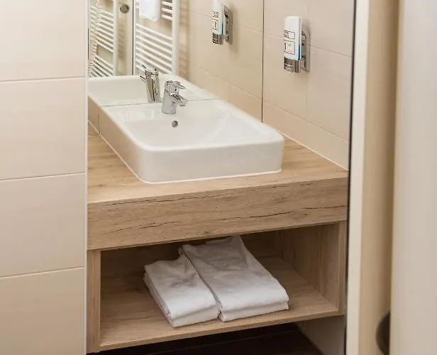 Burg - 24h Self-check-in موتيل Spielberg Bei Knittelfeld