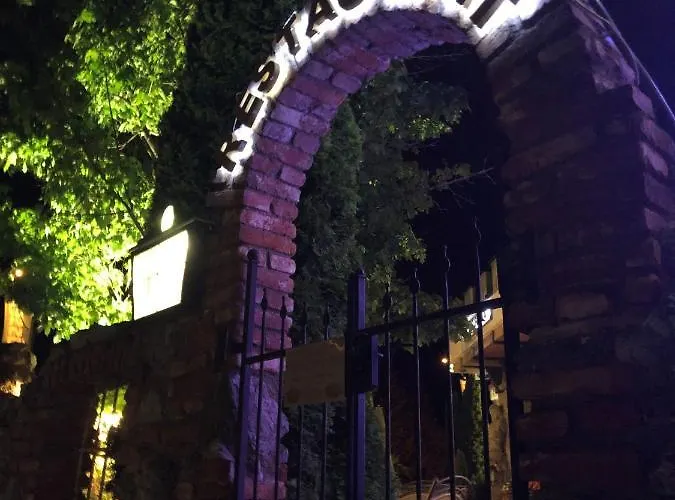 Burg - 24h Self-check-in موتيل Spielberg Bei Knittelfeld