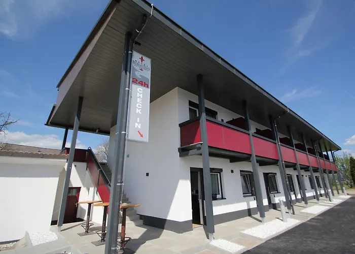 Motel Burg - 24h Self-check-in 2*