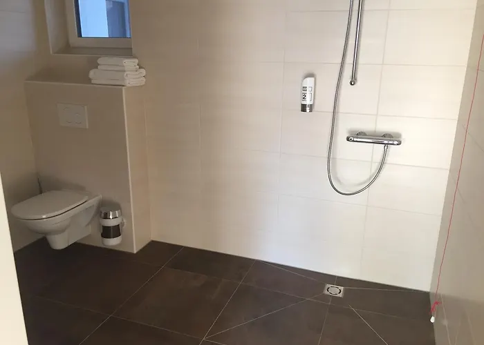 Motel Burg - 24h Self-check-in 2*