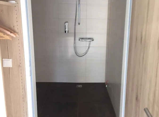 موتيل Burg - 24h Self-check-in 2*