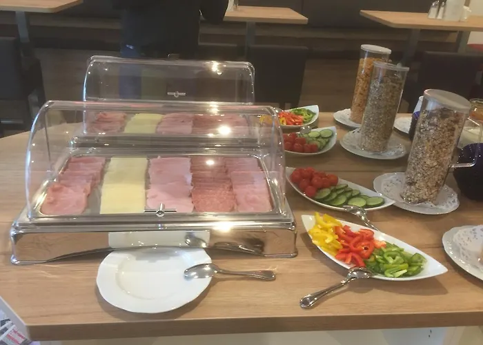 Burg - 24h Self-check-in Motel 2*